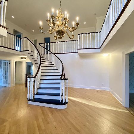 5000+ Sqft Cottage Near Toronto Bolton Luaran gambar