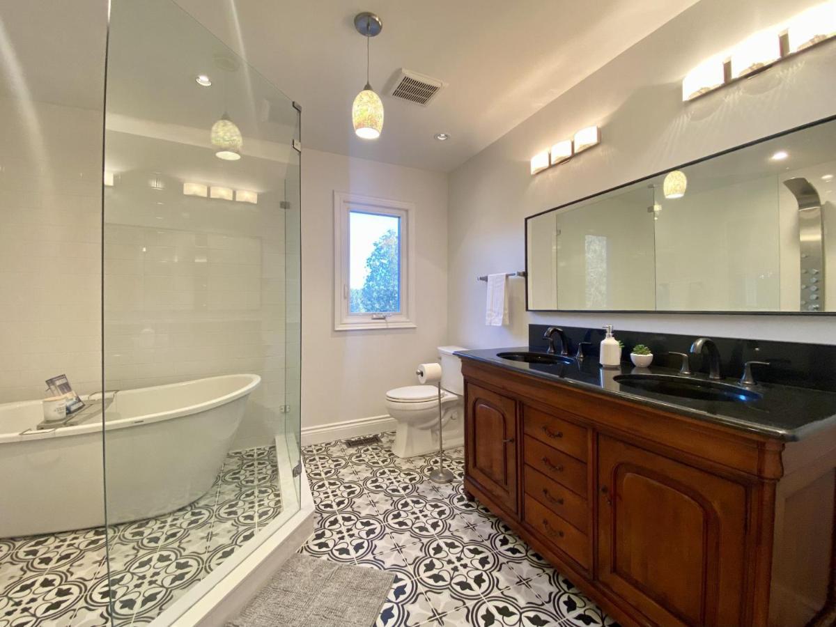5000+ Sqft Cottage Near Toronto Bolton Luaran gambar