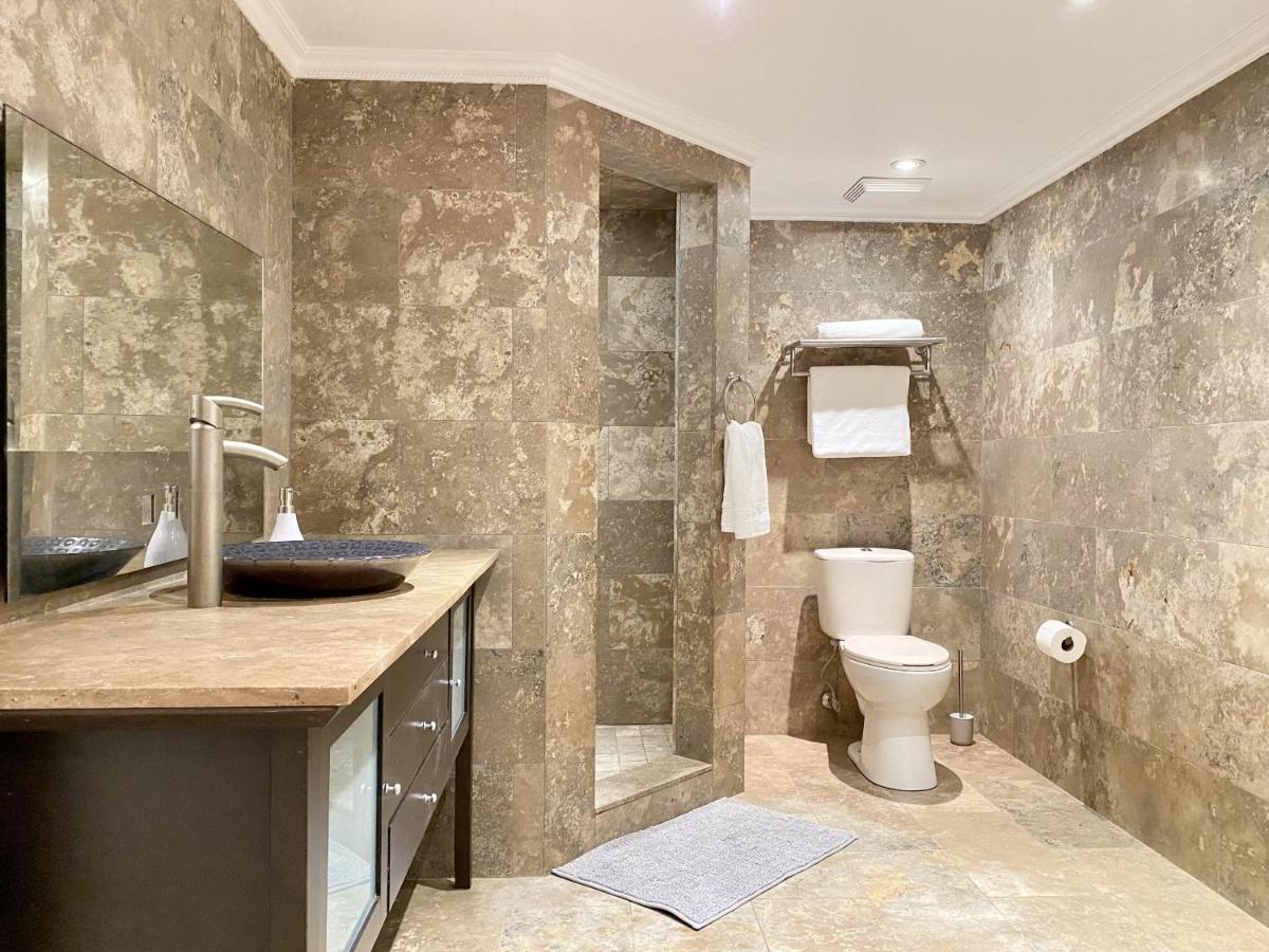 5000+ Sqft Cottage Near Toronto Bolton Luaran gambar